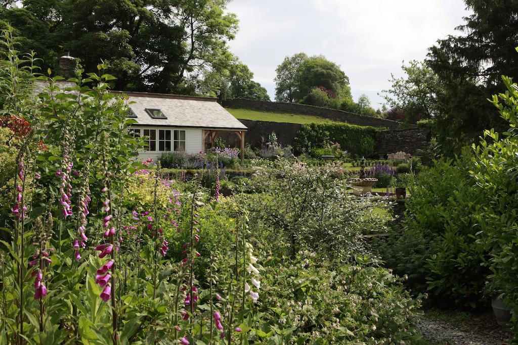 Beechmount Country House Bed and Breakfast Near Sawrey Buitenkant foto